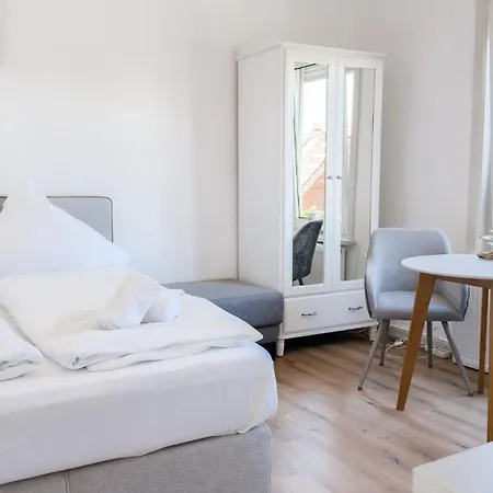 Appartement Budget Luettje Koje Whg 1 Cuxhaven